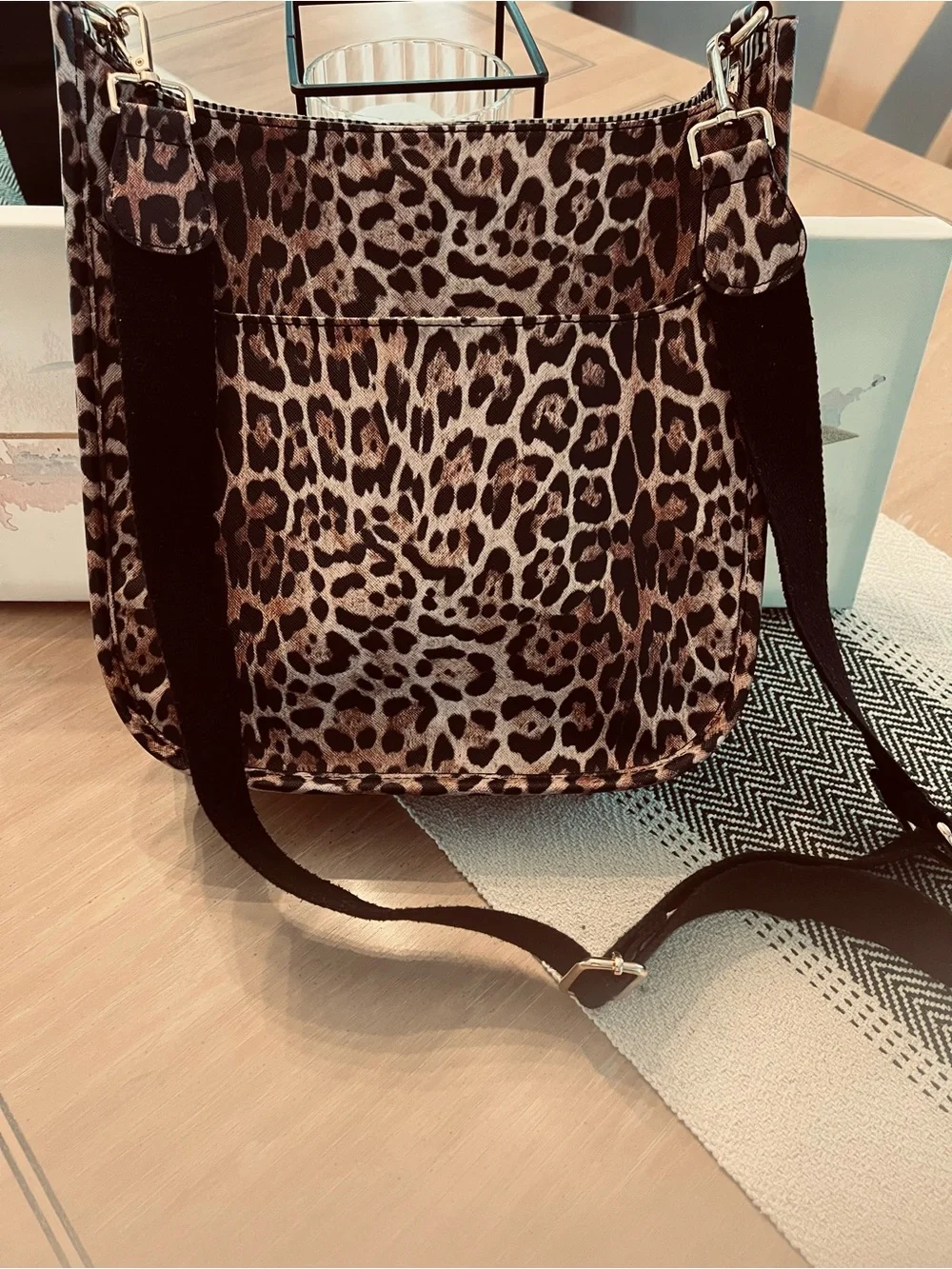 Leopard Design Crossbody Bag - Picture 1 of 5